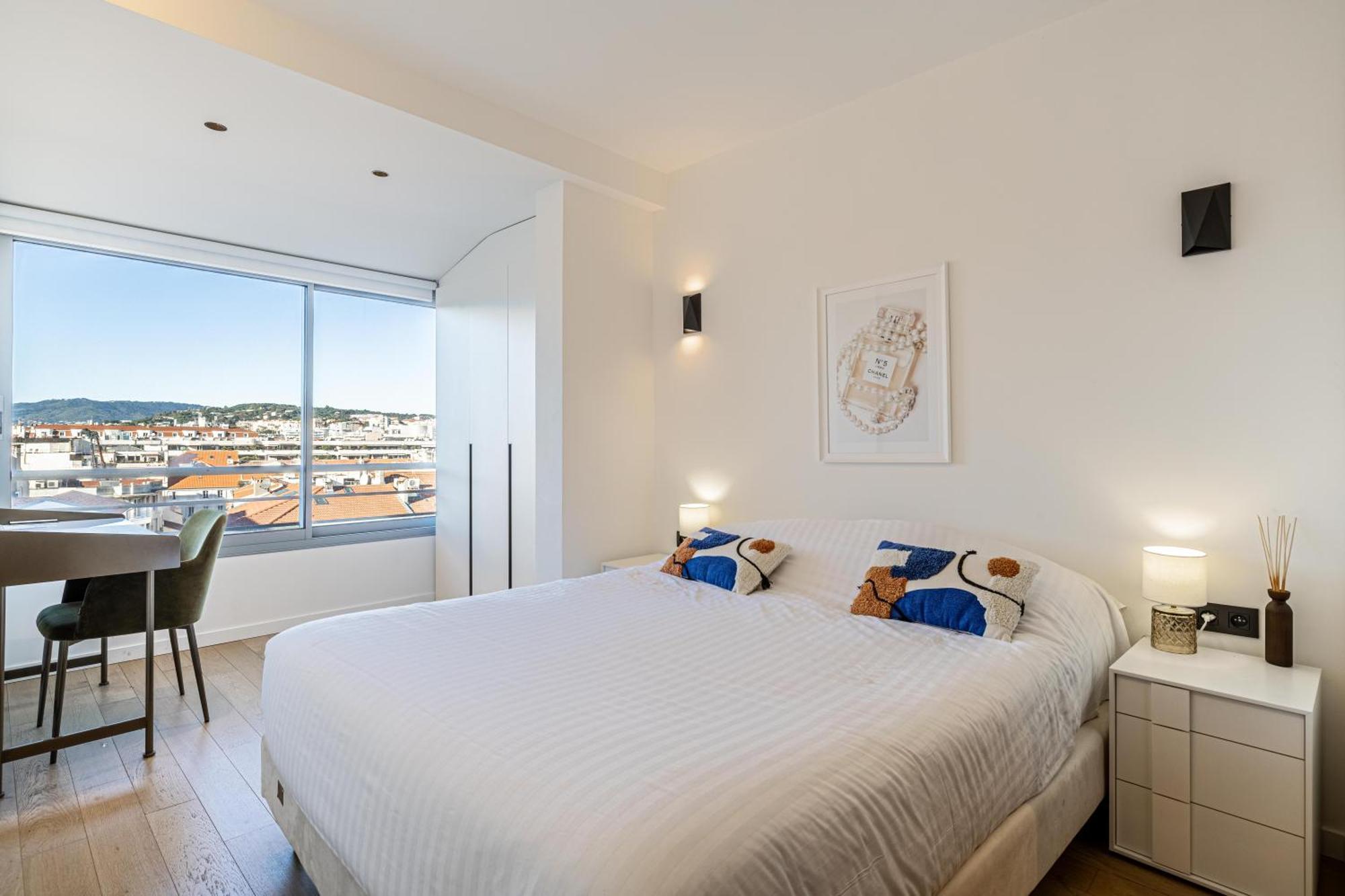 Appartements Croisette Grand Hotel Канны Экстерьер фото